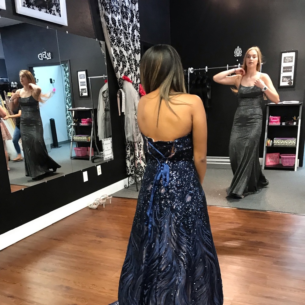 Prom Dress - Picture 2 of 3